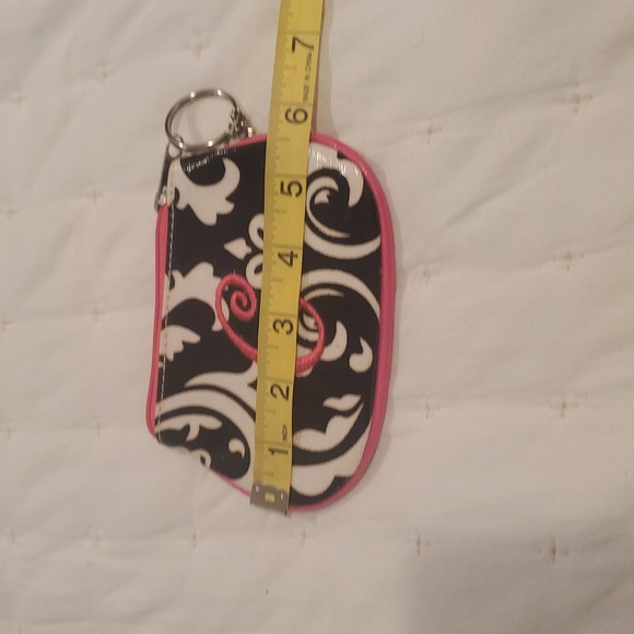 Letter C Monogram Coin/Credit Card Holder (24) - Picture 4 of 5